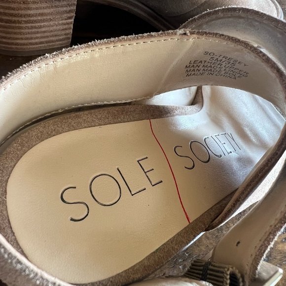 Sole Society Tresey Block Heels - Picture 8 of 9